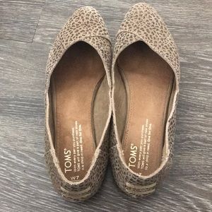 Toms leopard print Jutti flats